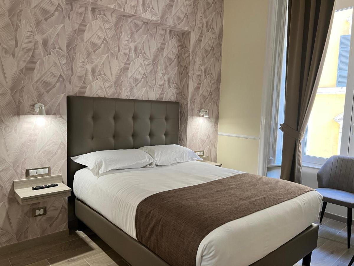 Le Petit Hotel