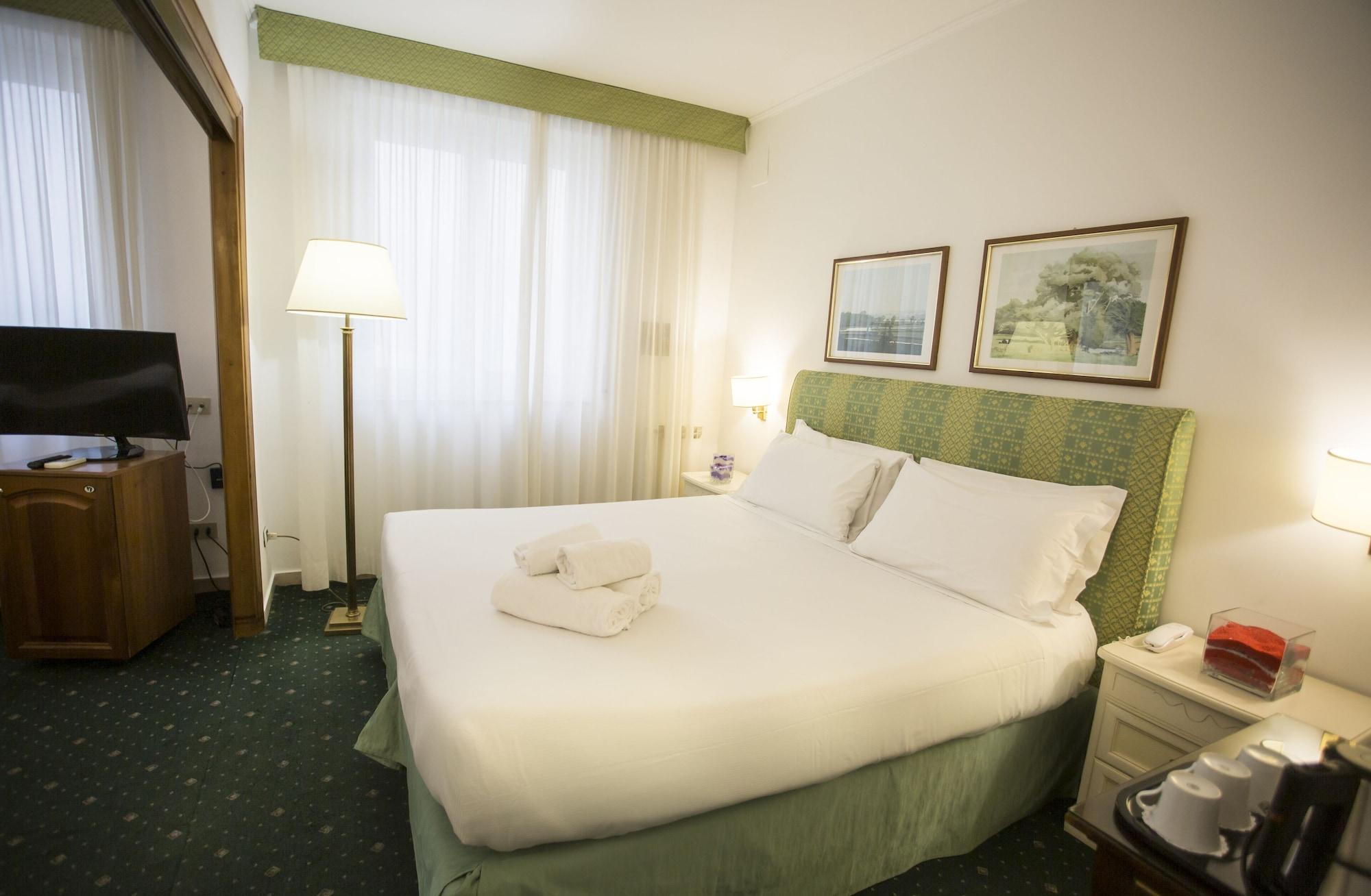 Napoleon Hotel