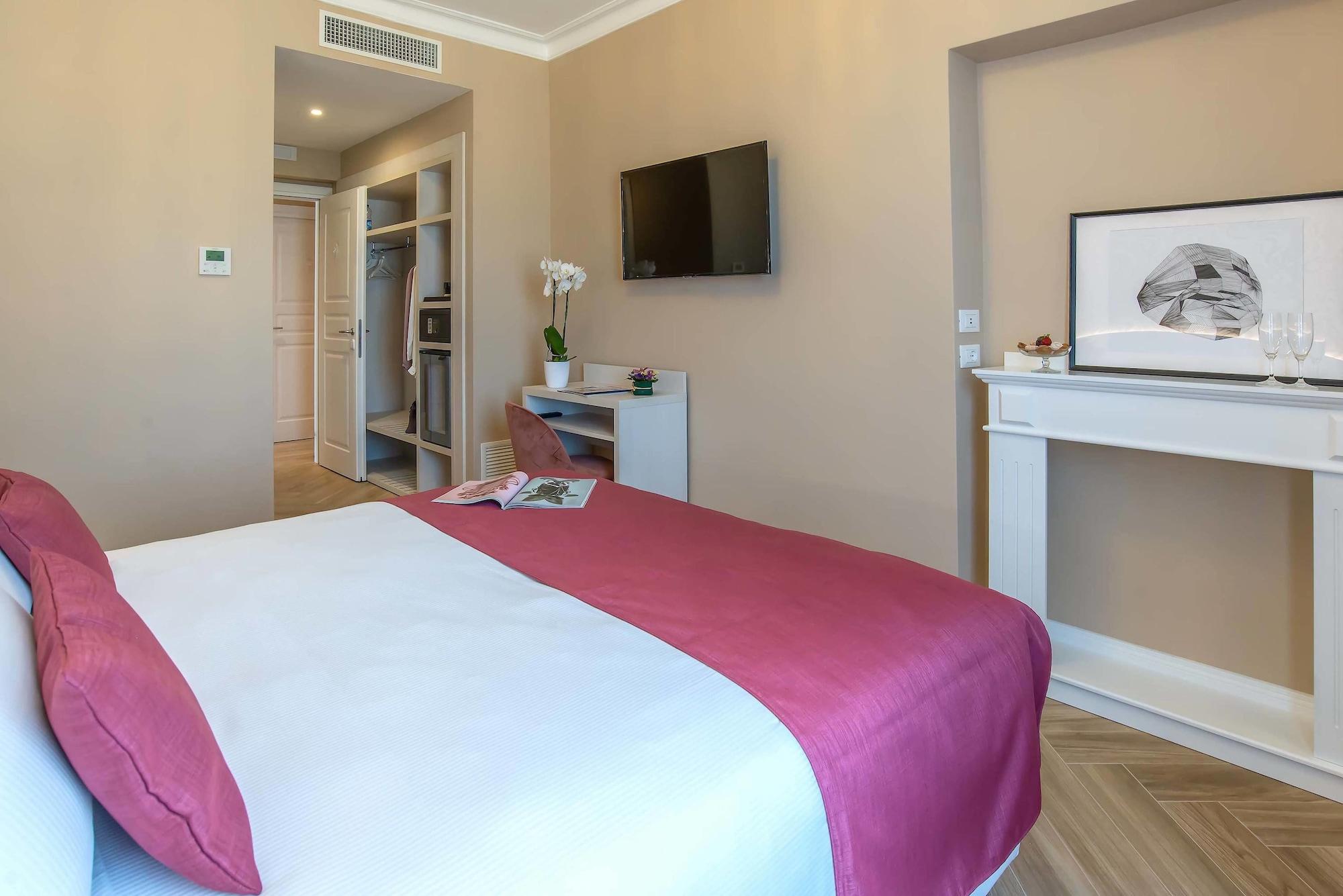 The Boutique 3* Rom
