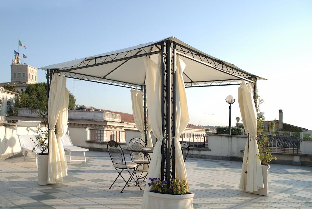 Hotel Fellini 3*