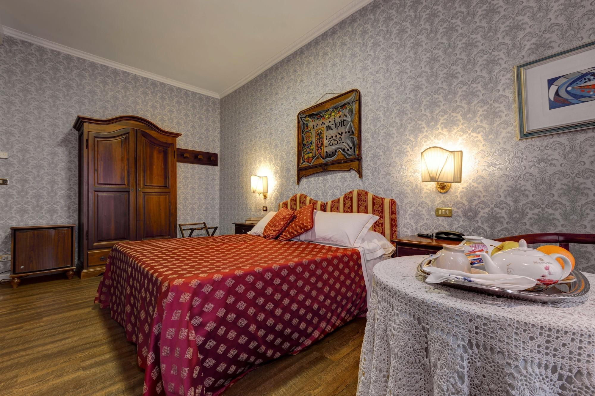 Hotel Residenza In Farnese 4*