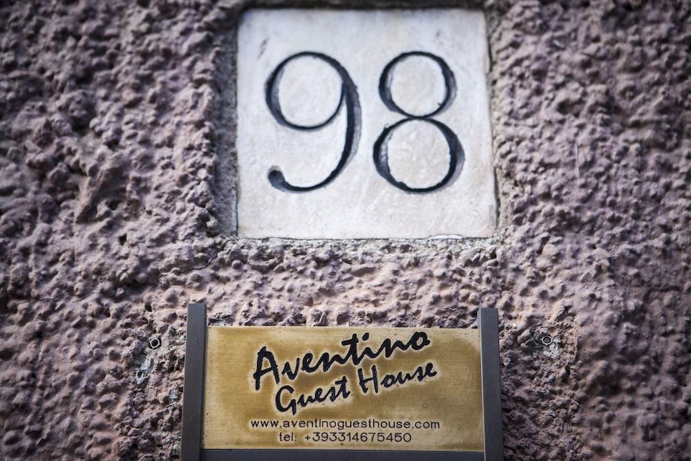 Frühstückspension Aventino 2*