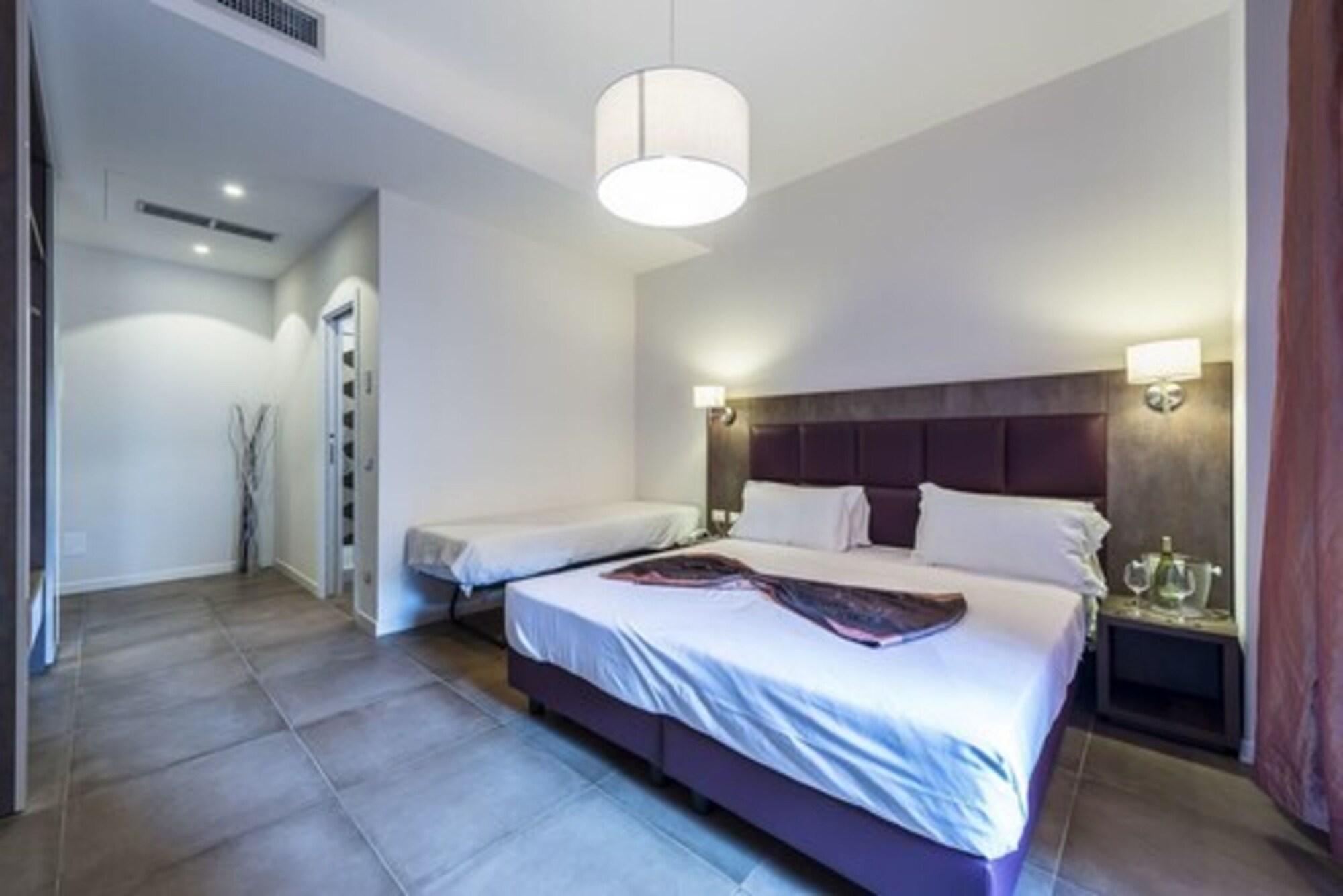 California Hotell 3*