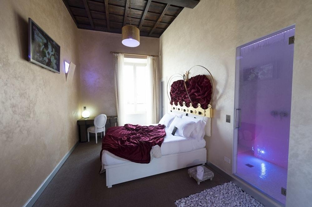 Bed & Breakfast Irooms Pantheon 4*