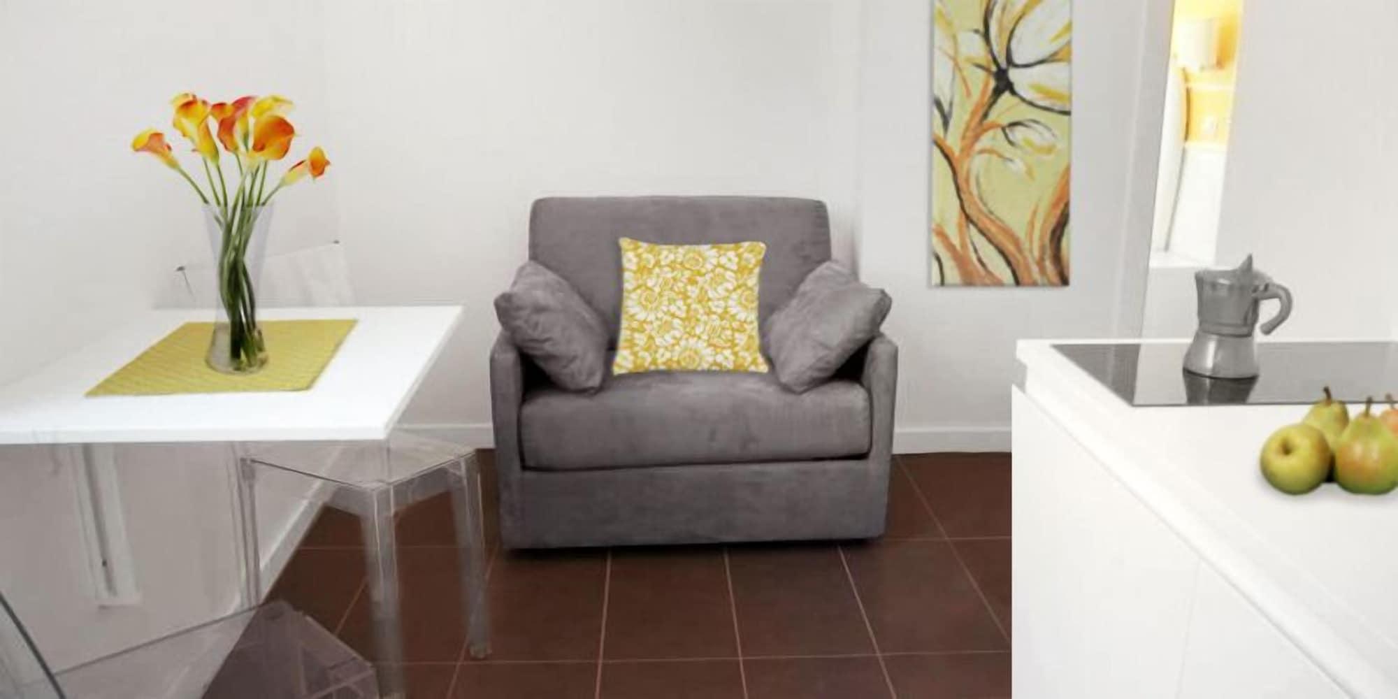 Aparthotel Trevi 2*