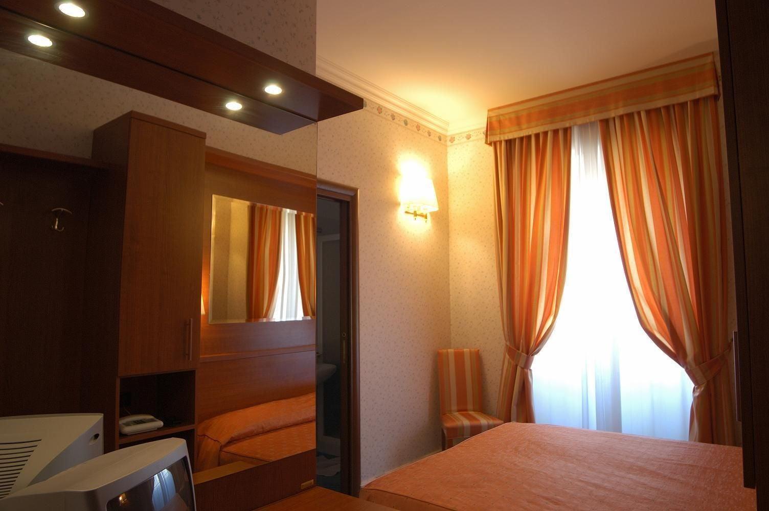 Dina Hotel Rom