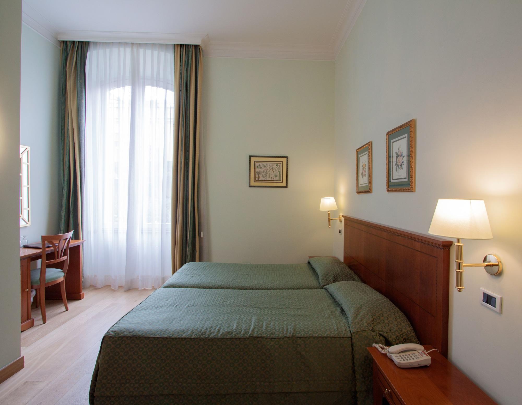 Hotel Ateneo Garden Palace