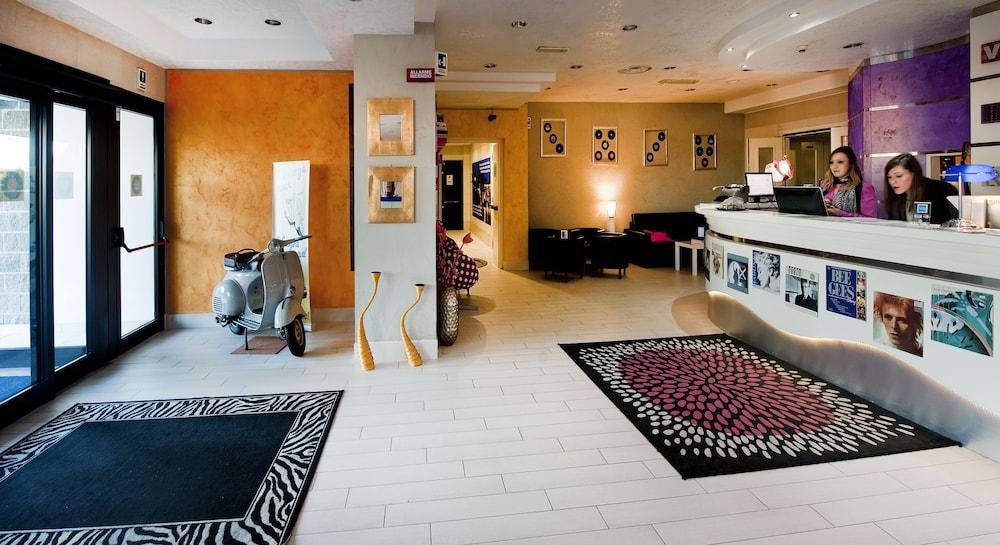 Hotell Ibis Styles Vintage 4*