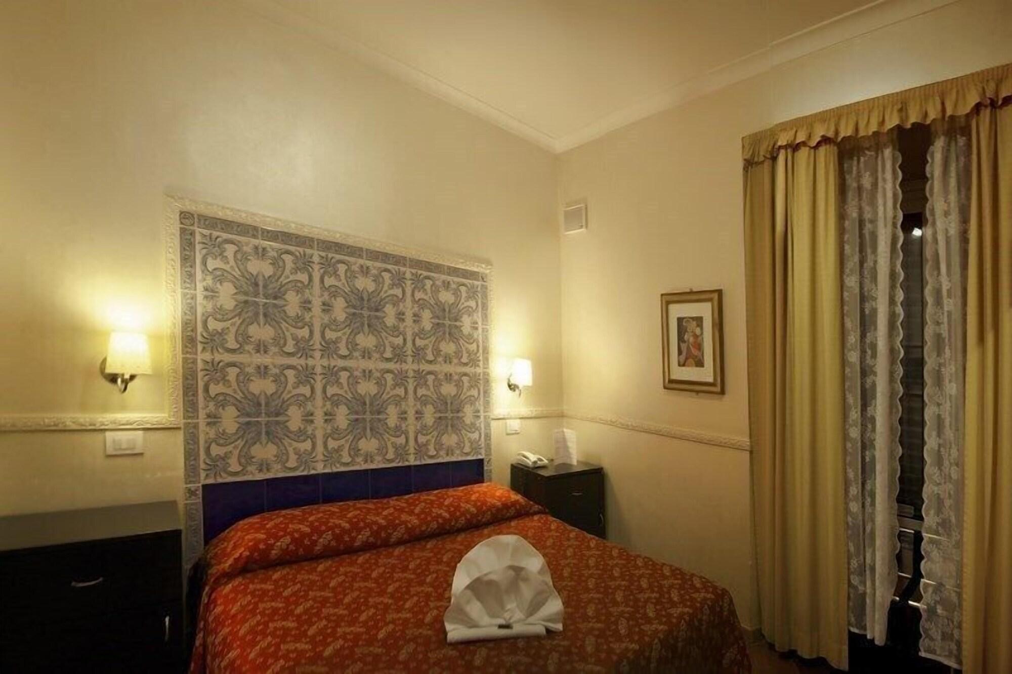 Picasso Hotel