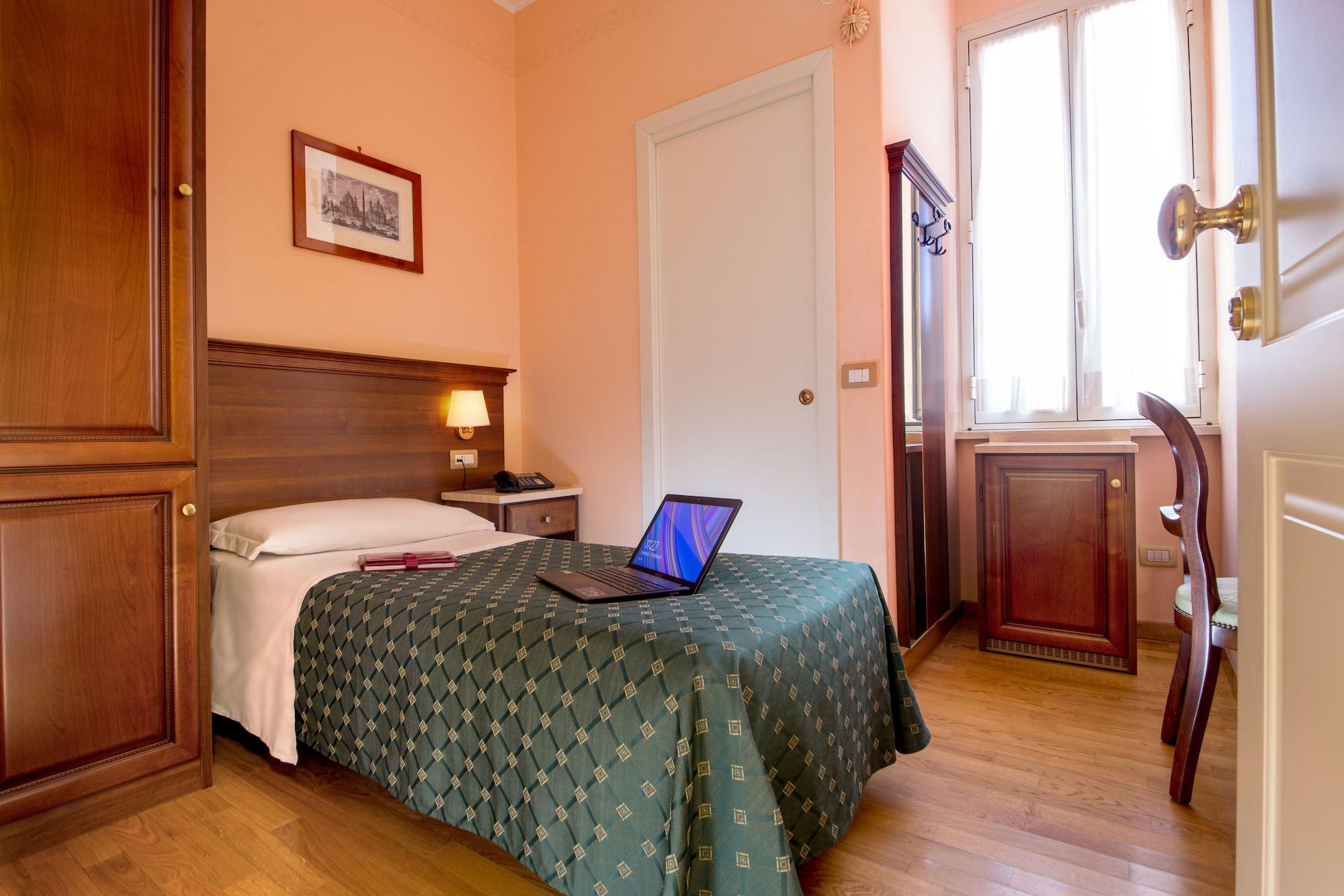 Palazzo Venere 4* Roma