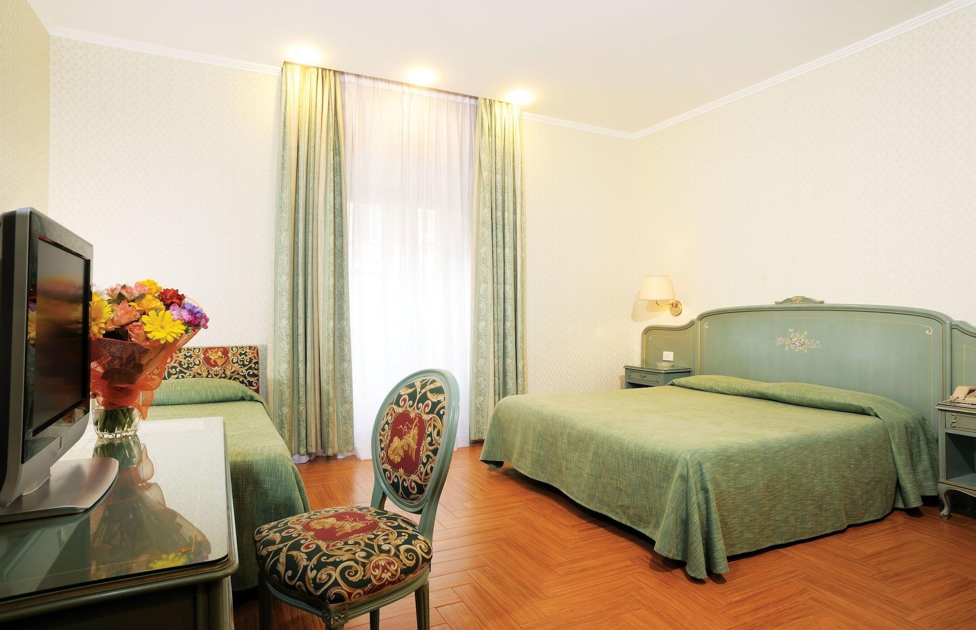 Hotel Augustea