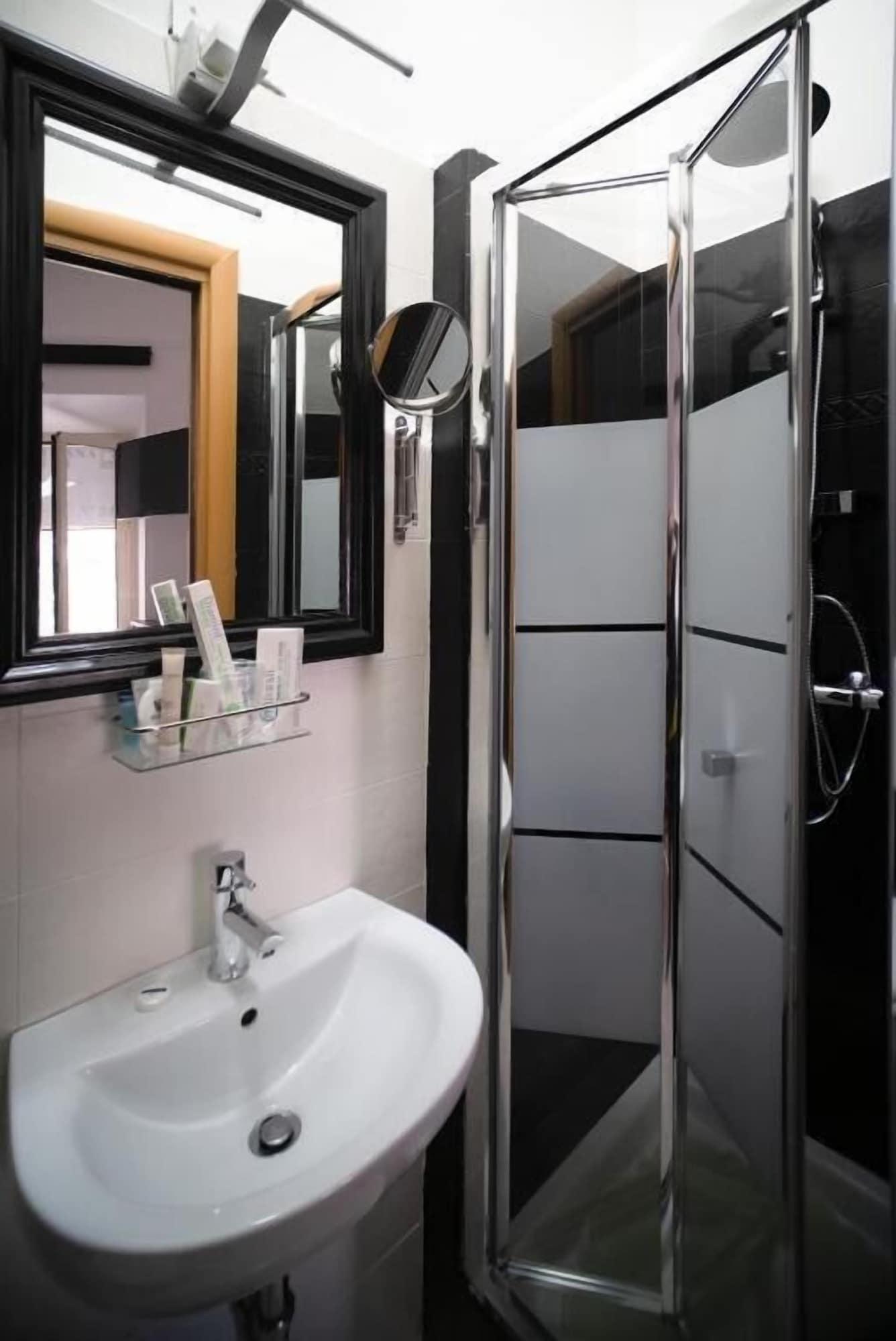 Merulana Star 3*