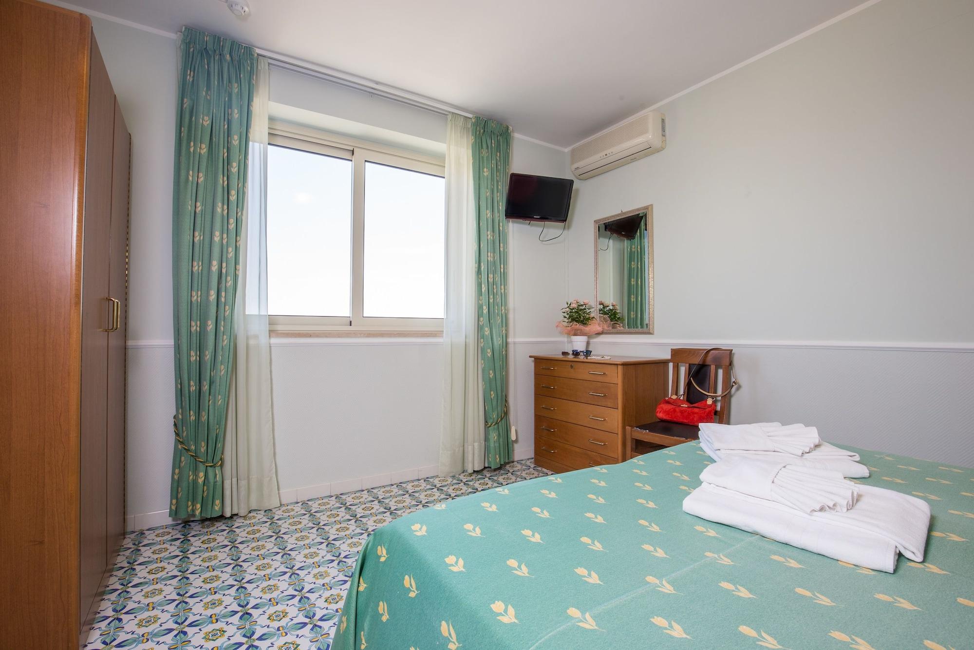 Casa Tra Noi 3* Roma
