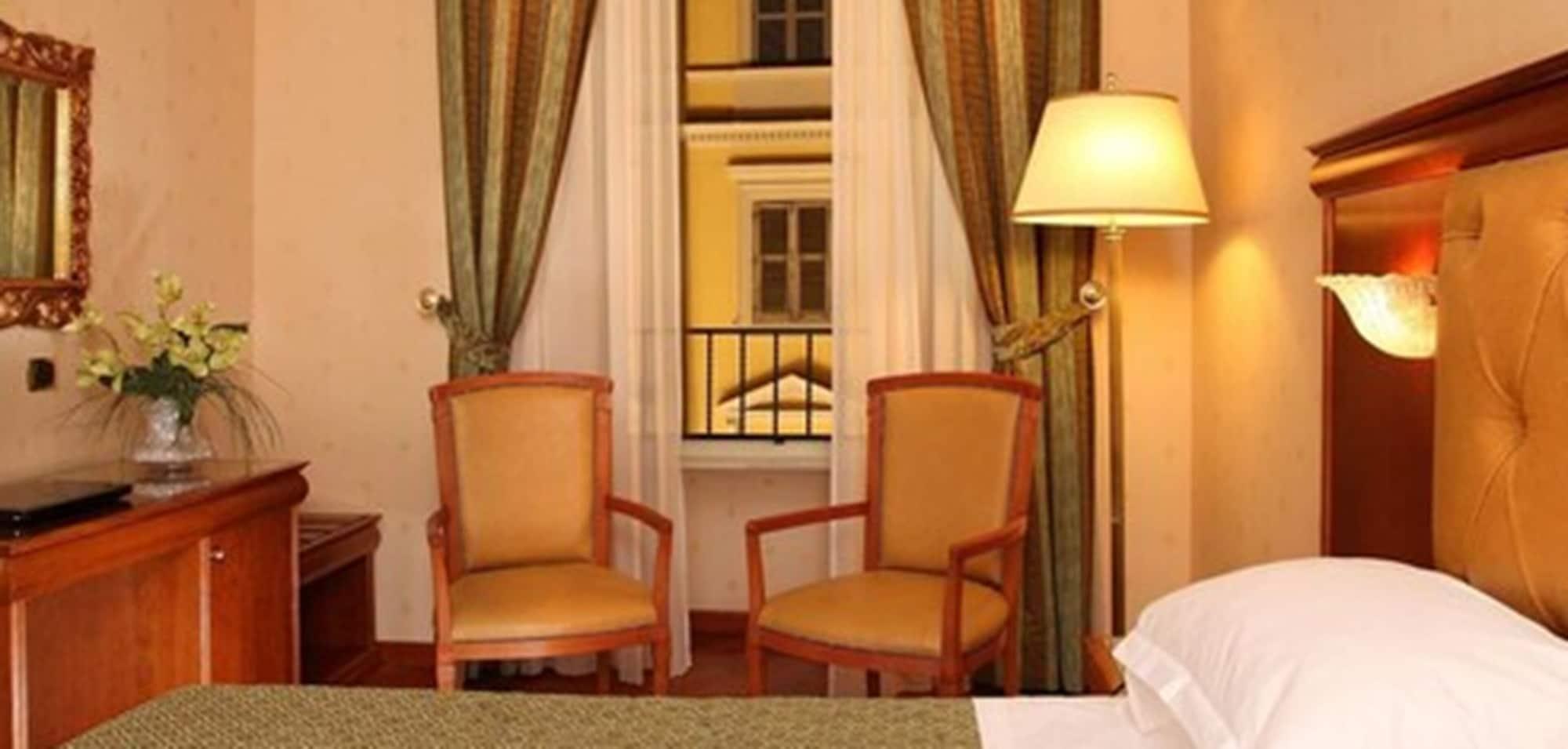 Serena Hotel