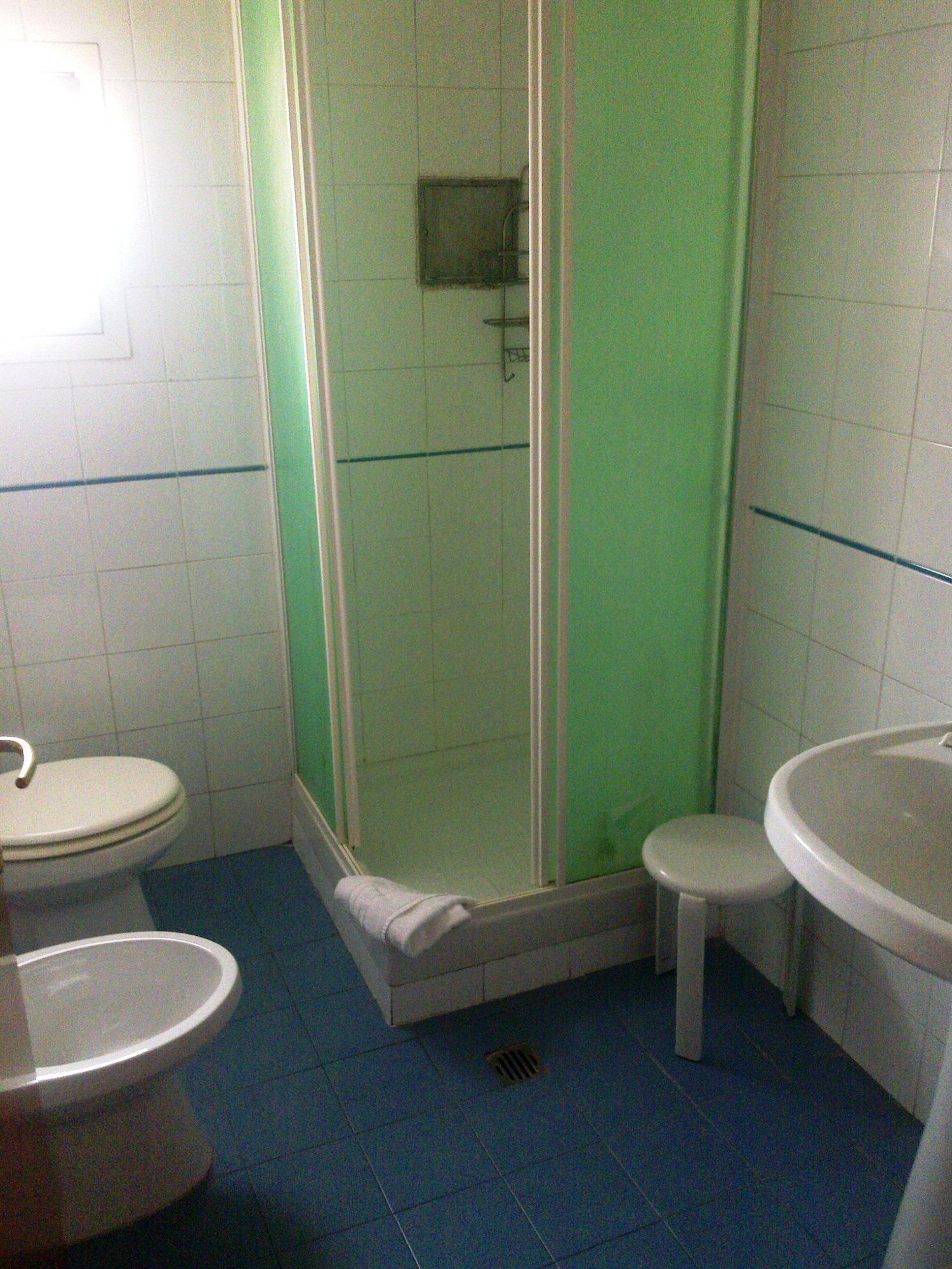 Lazzari Hotell