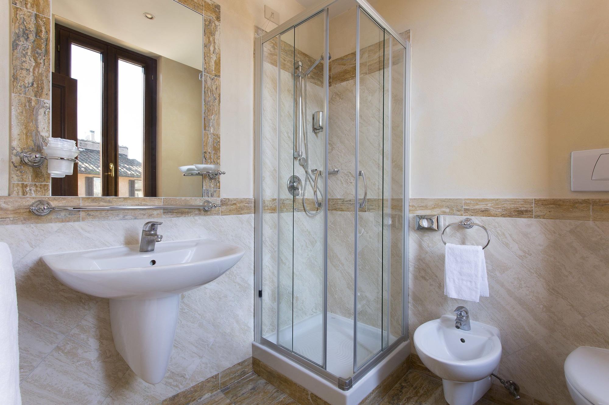 Hotel Teatro Pace 3*