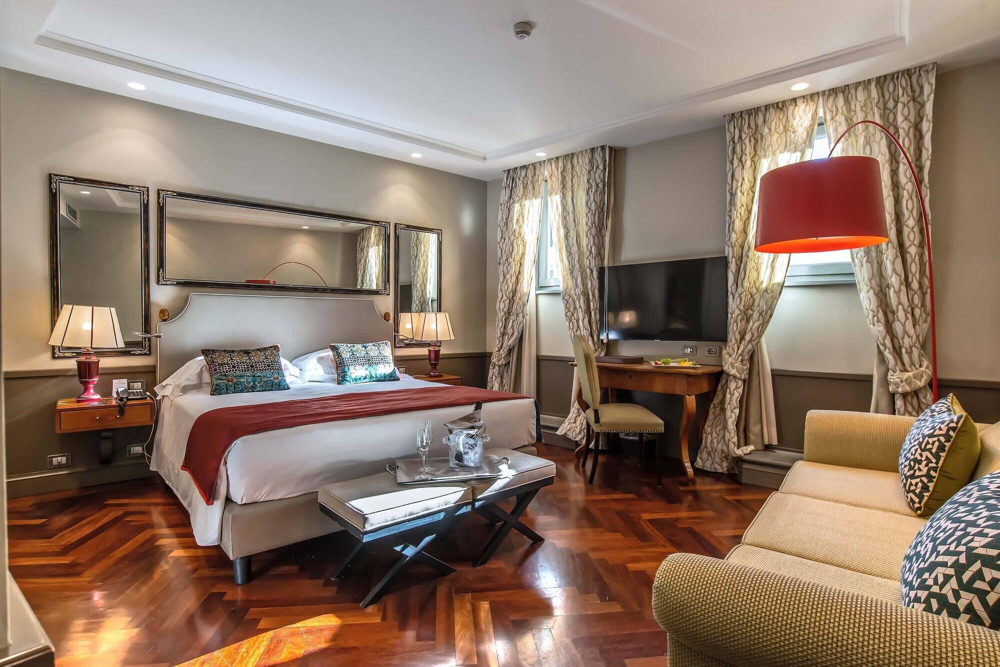 Lunetta Hotel 4*