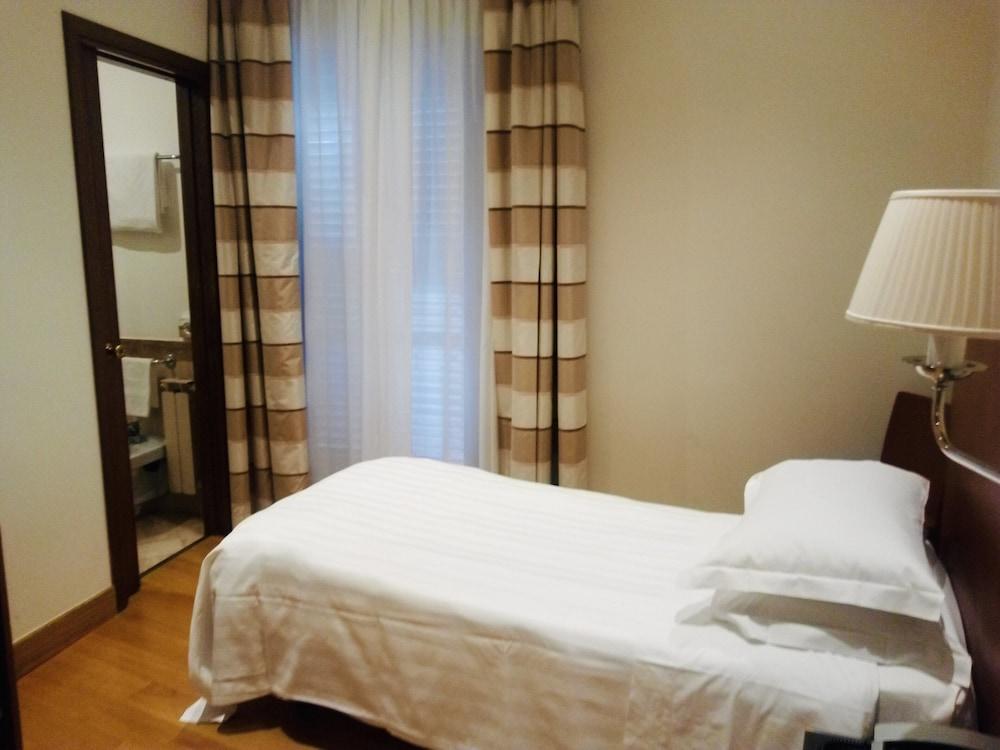 Santa Chiara Hotel Roma