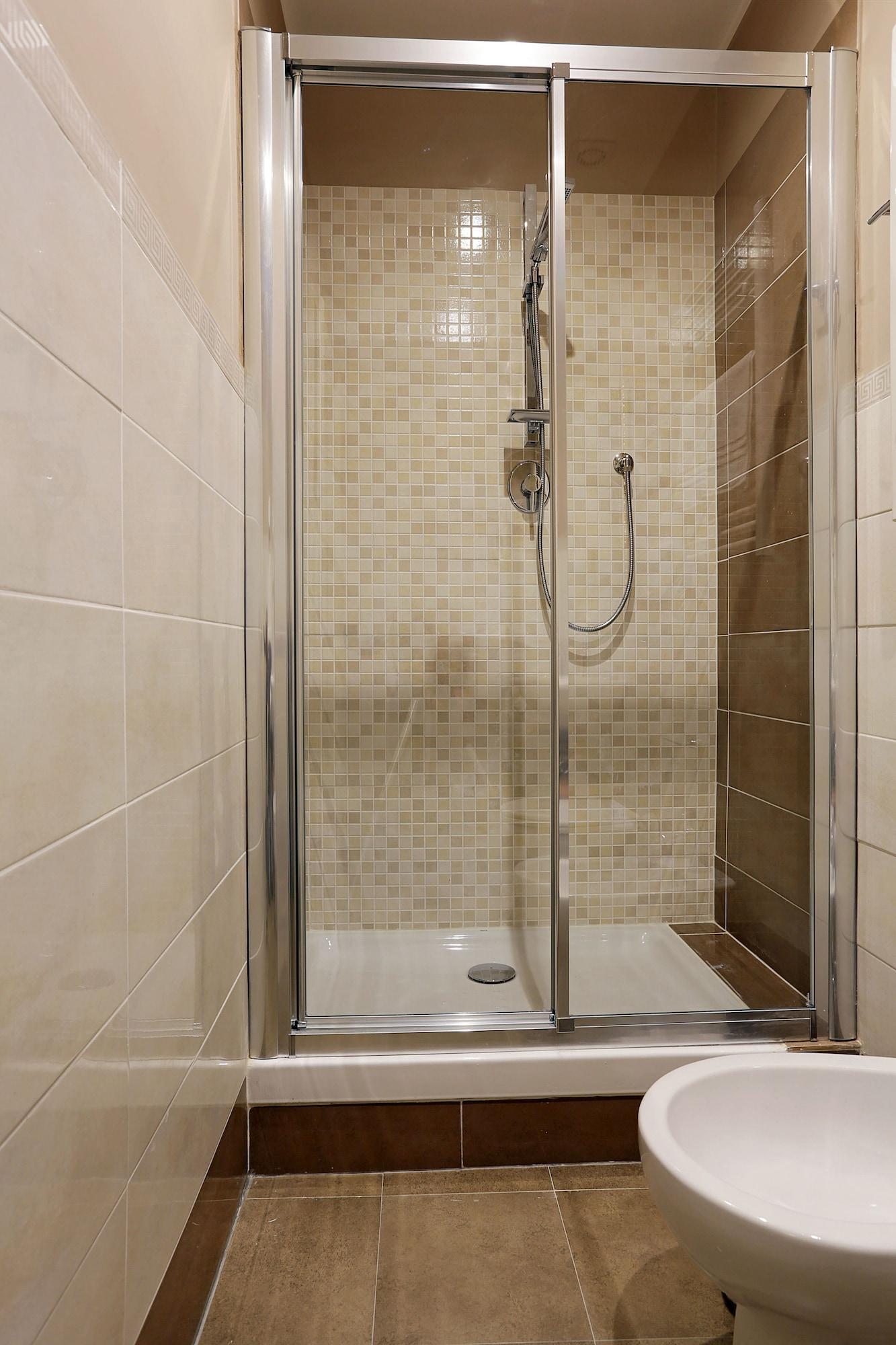 Dg Prestige Casa de hóspedes 2*