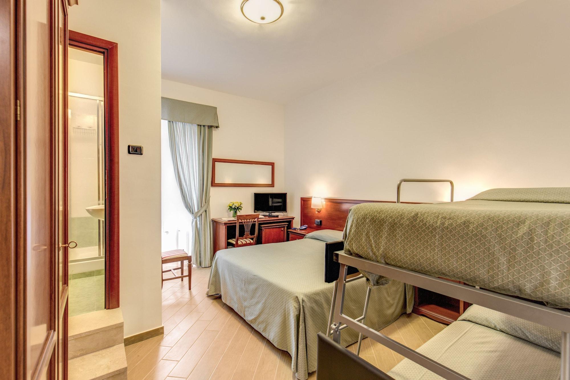 Hotel Flavio 3*