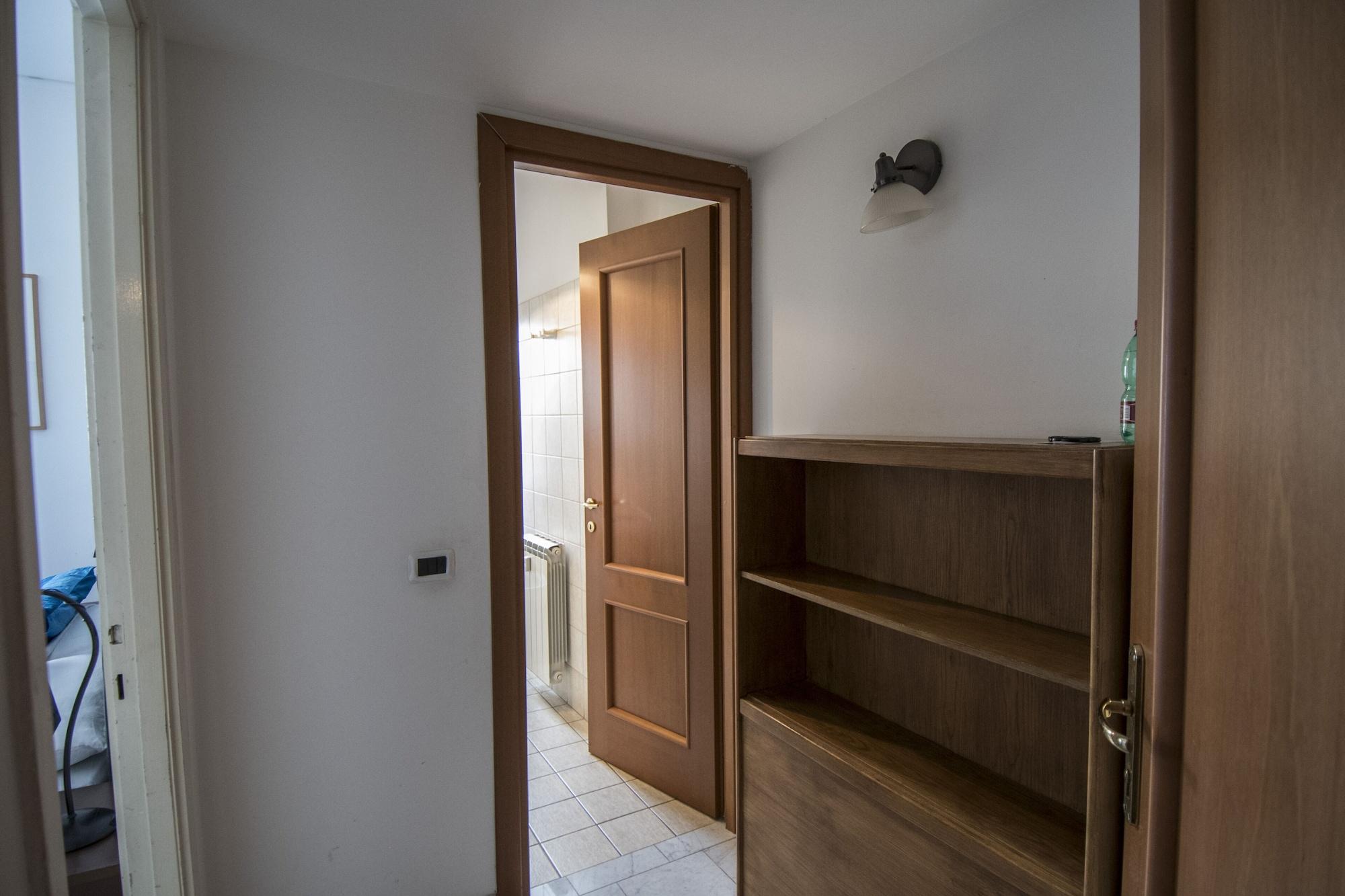 La Voliera Bed & Breakfast 2*