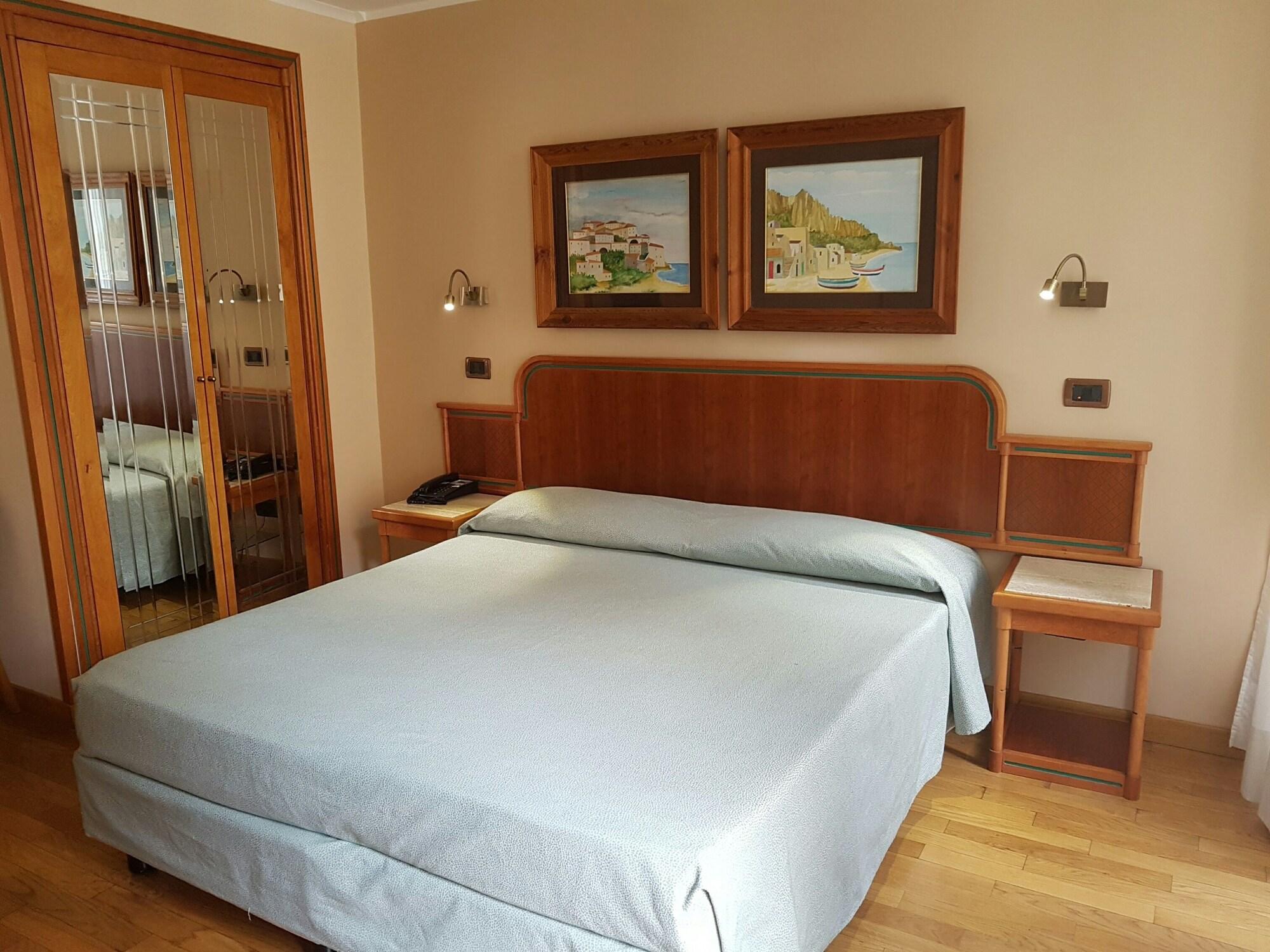 Regno Hotell
