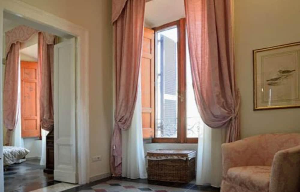 Le Clarisse Al Pantheon Hotel Roma