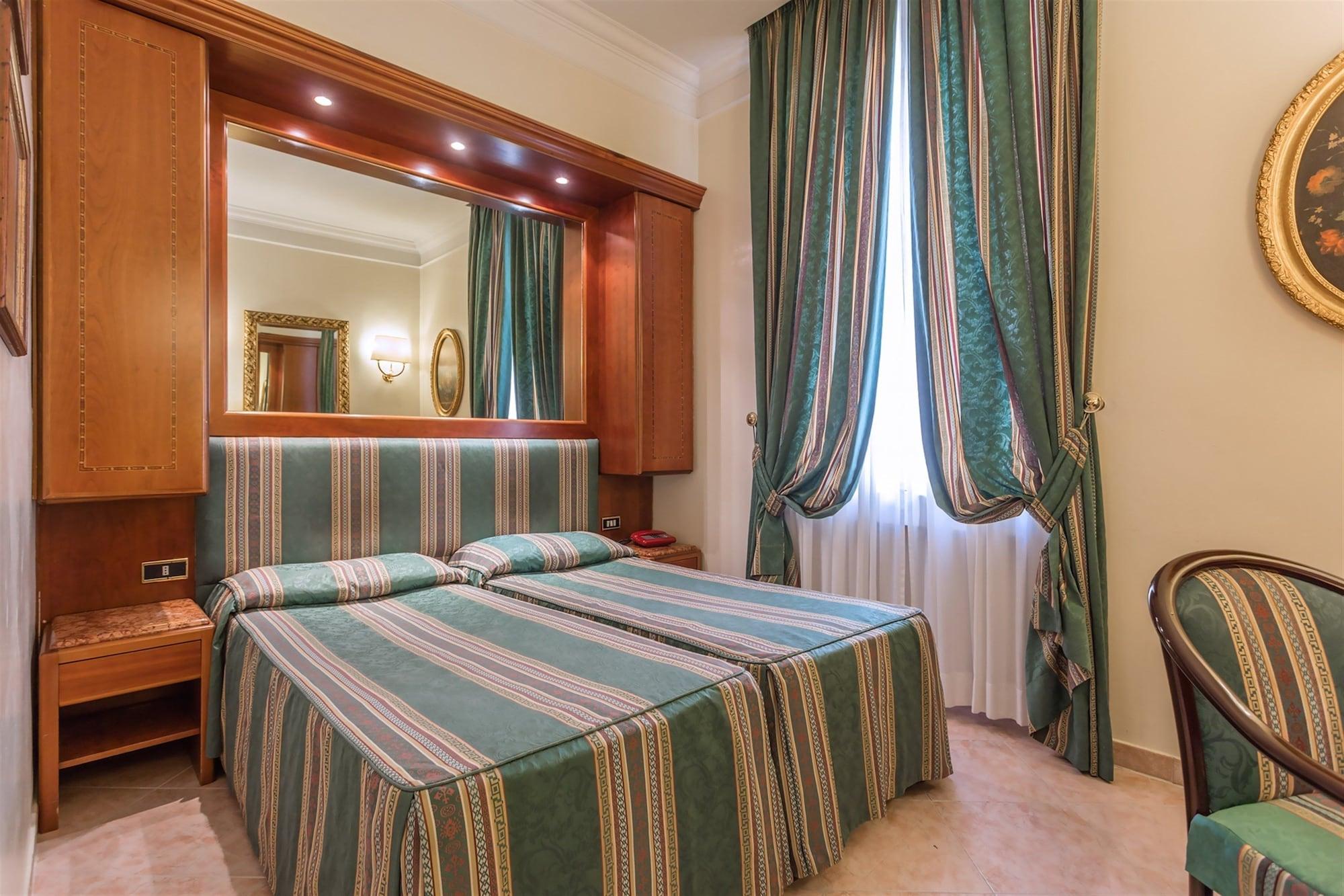 Hotel Raeli Luce 4*