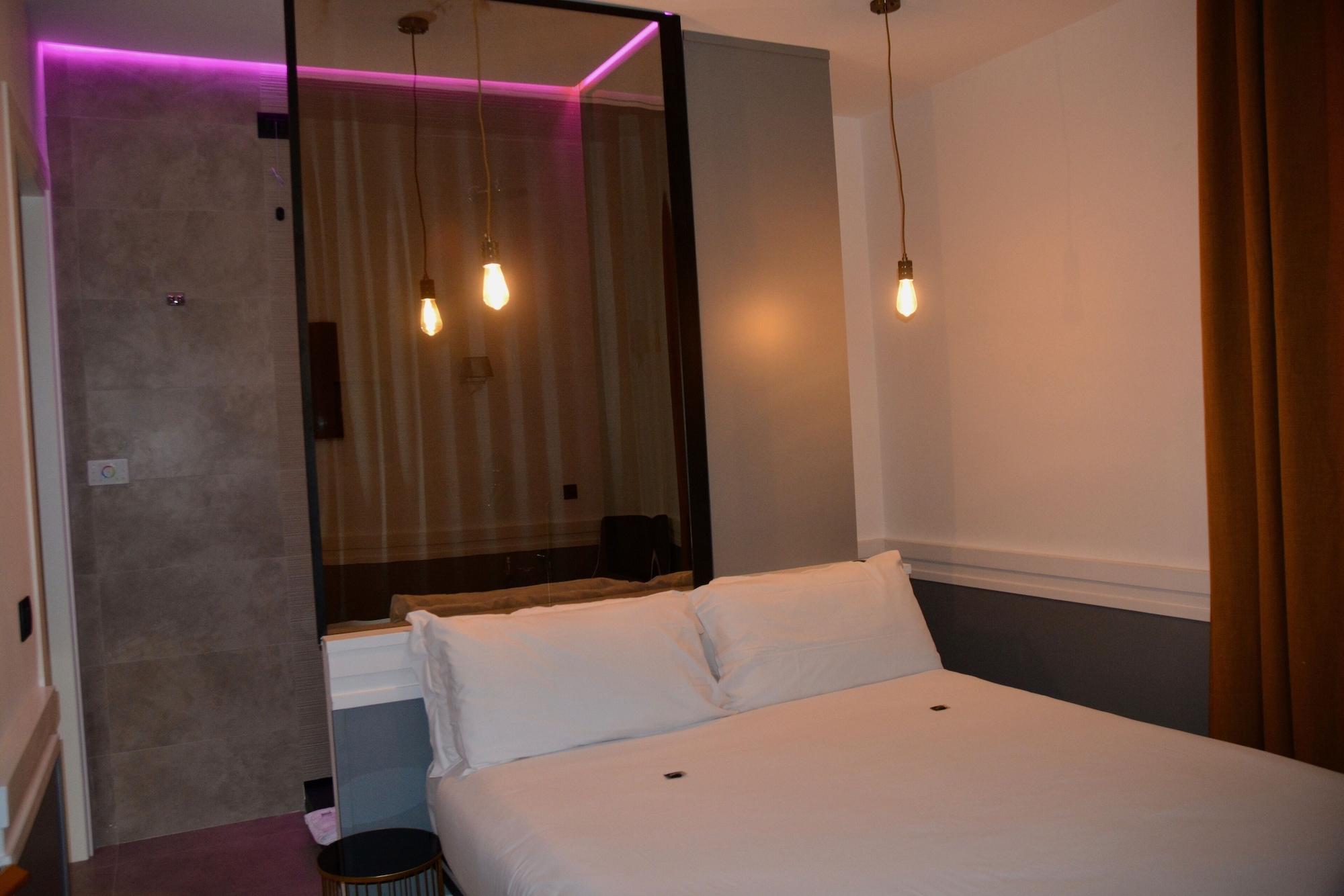 Giotto Flavia Hotell