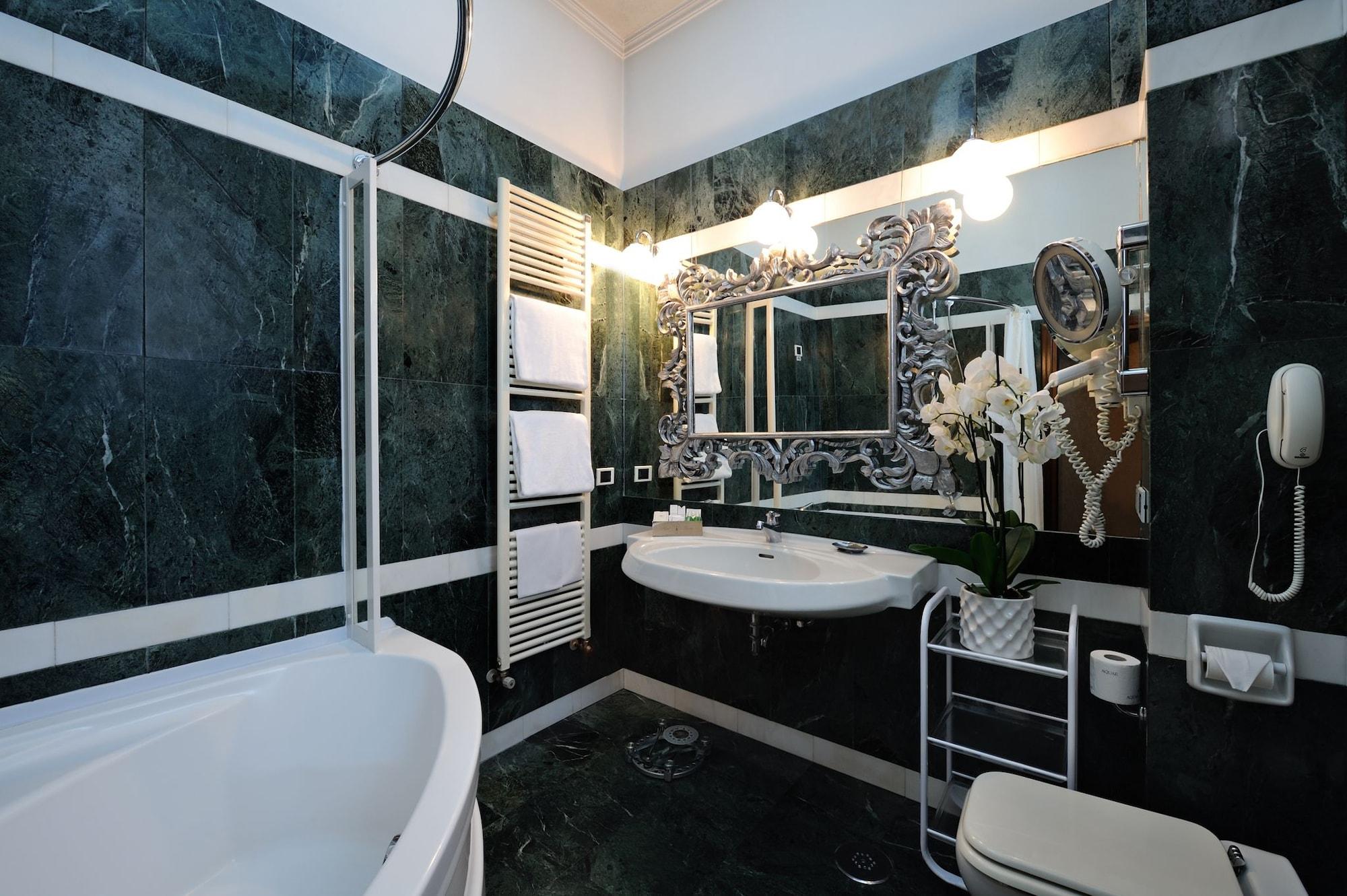 Farnese Hotell 4*