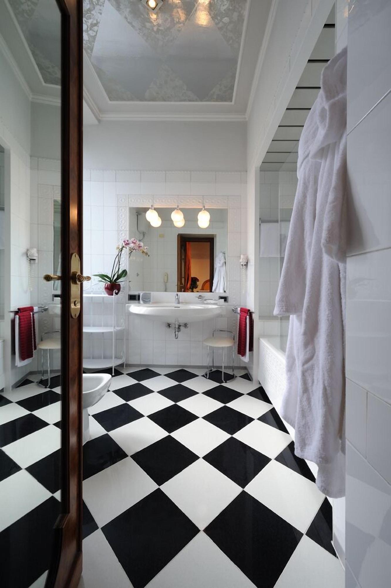 Hotell Farnese