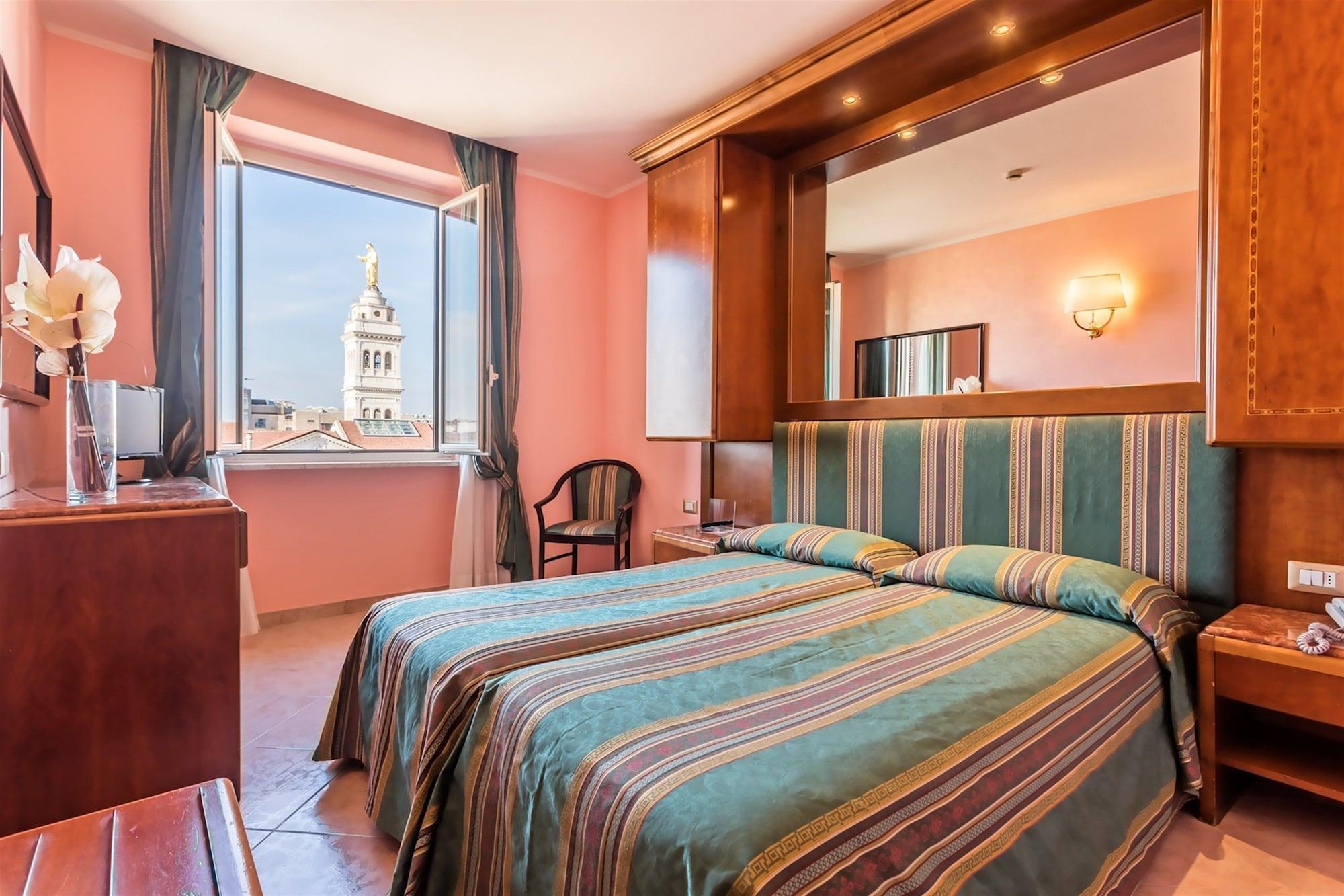 Raeli Siracusa 3* Roma