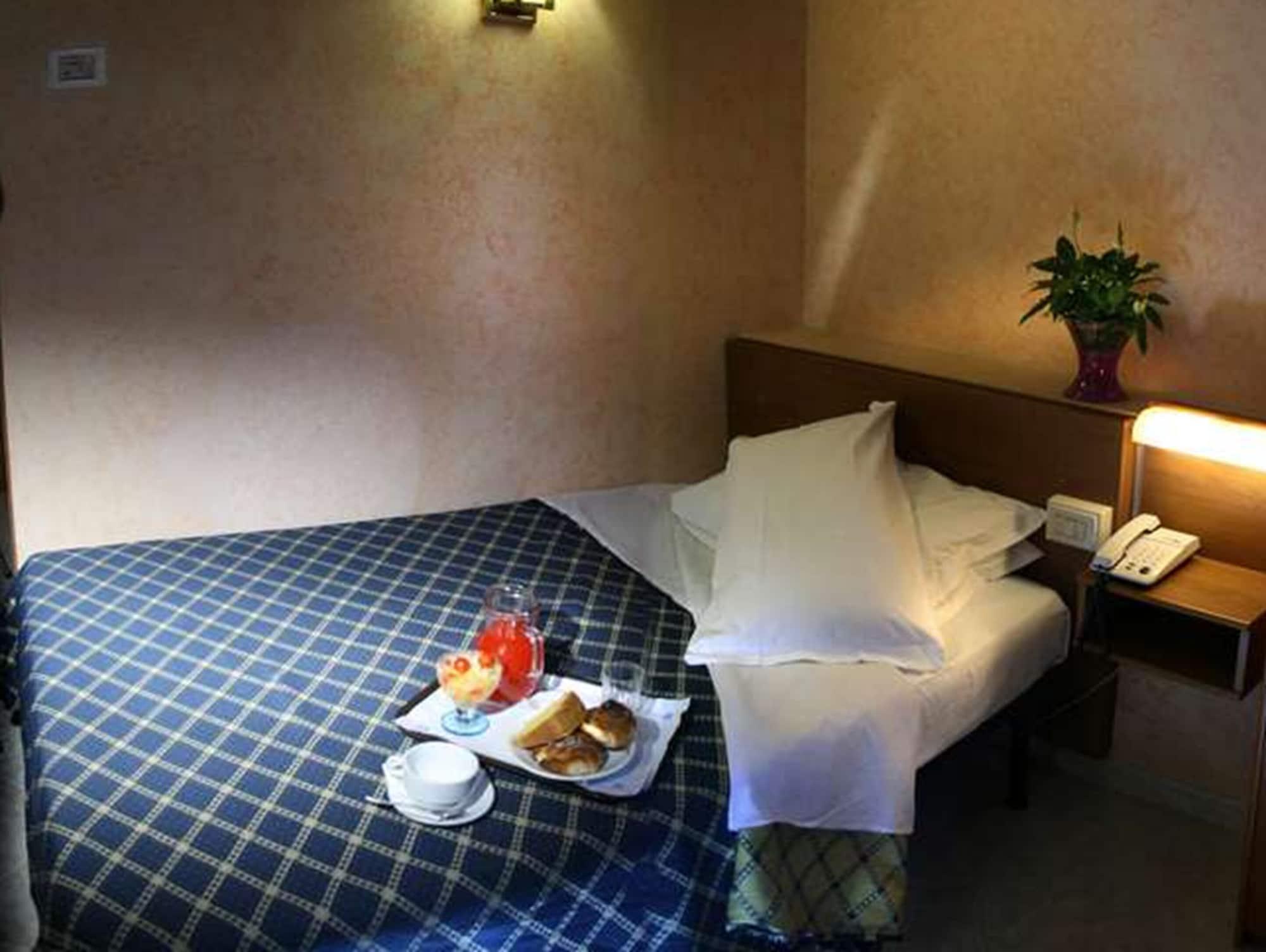 Salaria 3* Roma