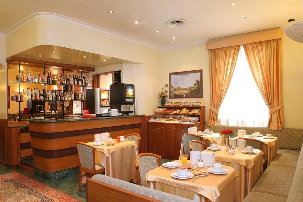 Argentina 3* Roma