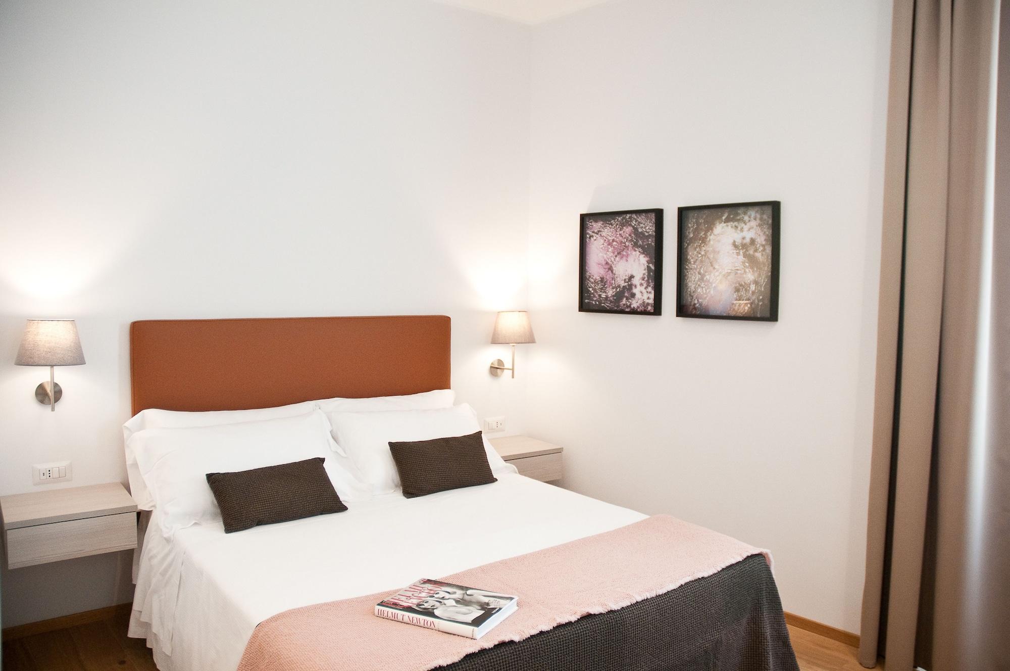 Hotel Giuturna Boutique 3*