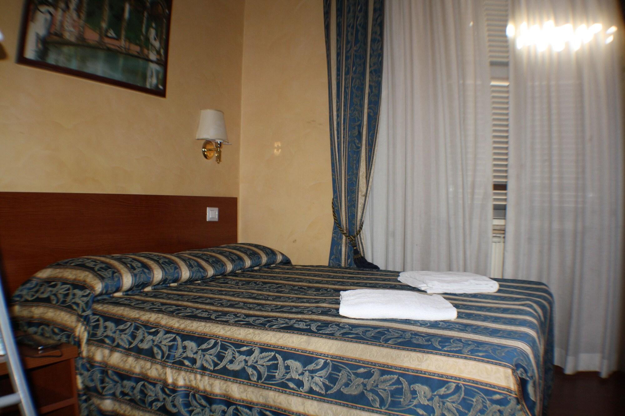 Toffa Place In Hotell