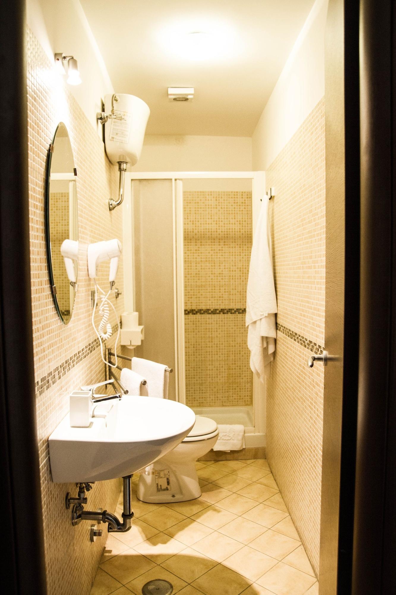 Mosaic Central Guest House Gasthof 3*
