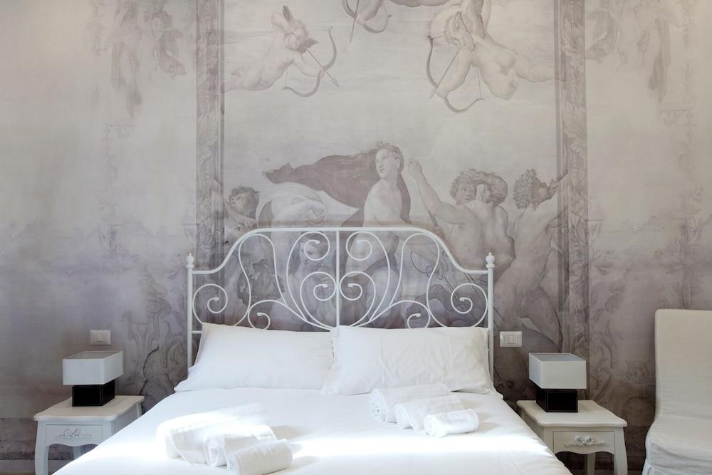 Mirko Luxury Casa de hóspedes 3*