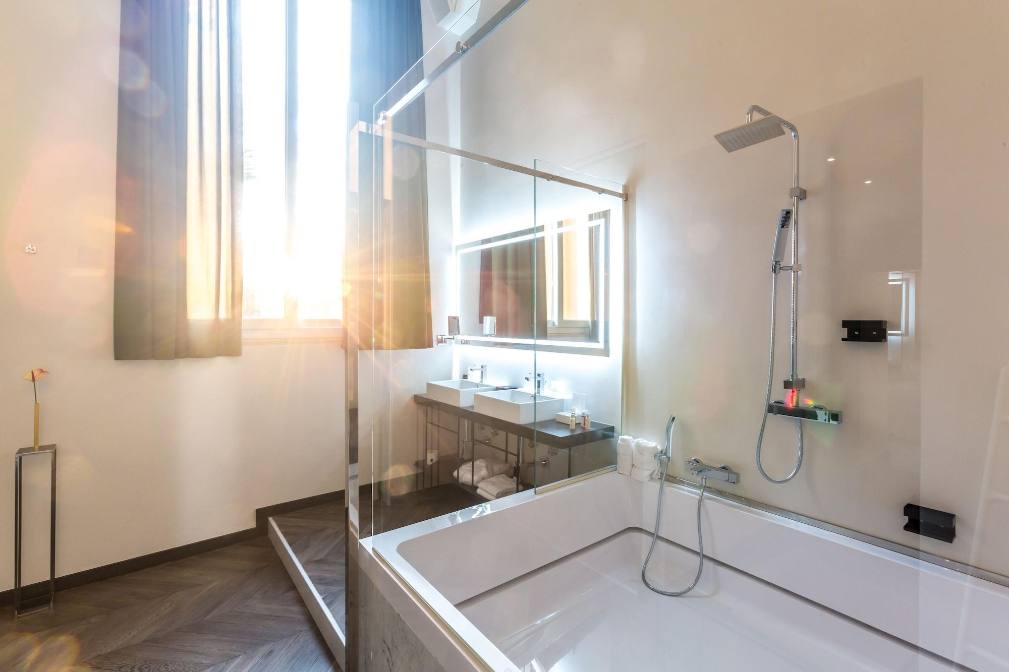 Hotel The H'all Tailor Roma