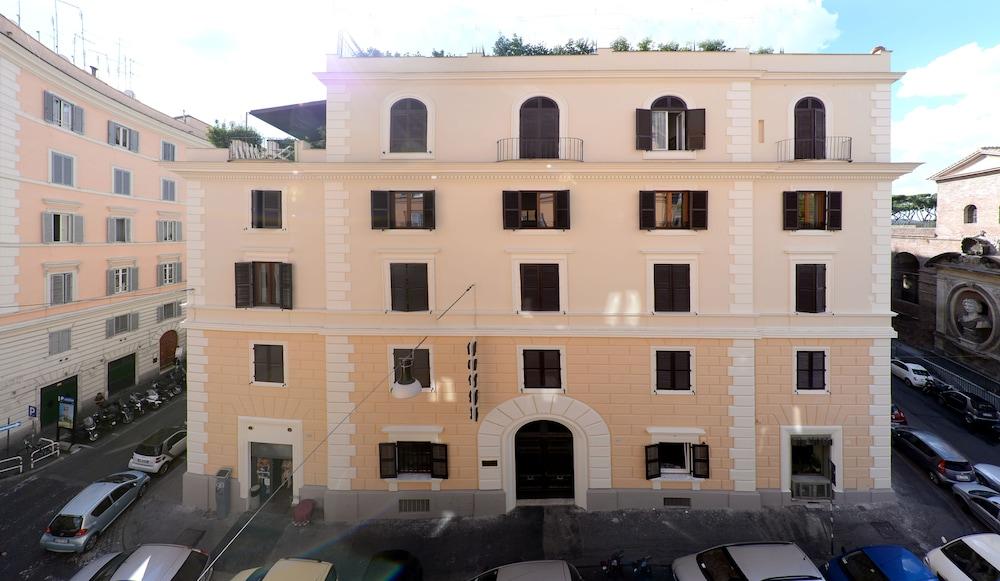 Hotel Golden Rom