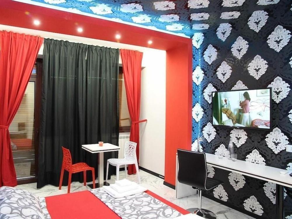 Black & White G&g Bed and breakfast Roma