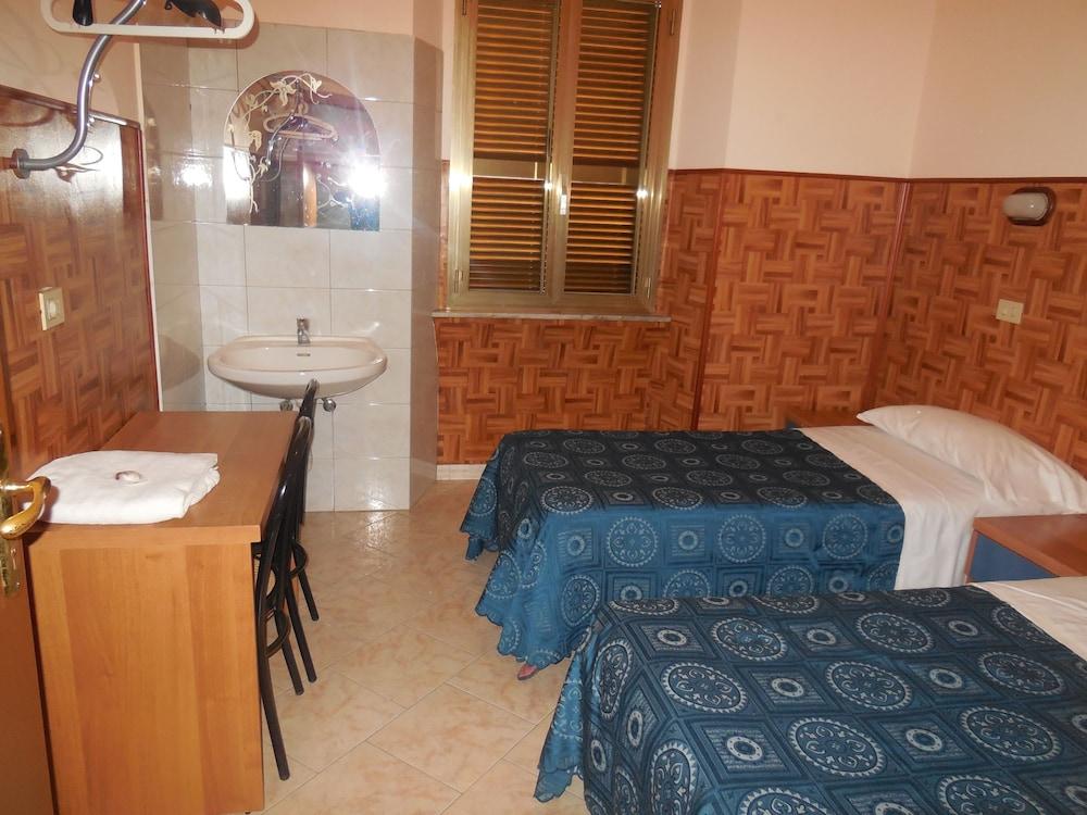 Cressy Hotel Roma