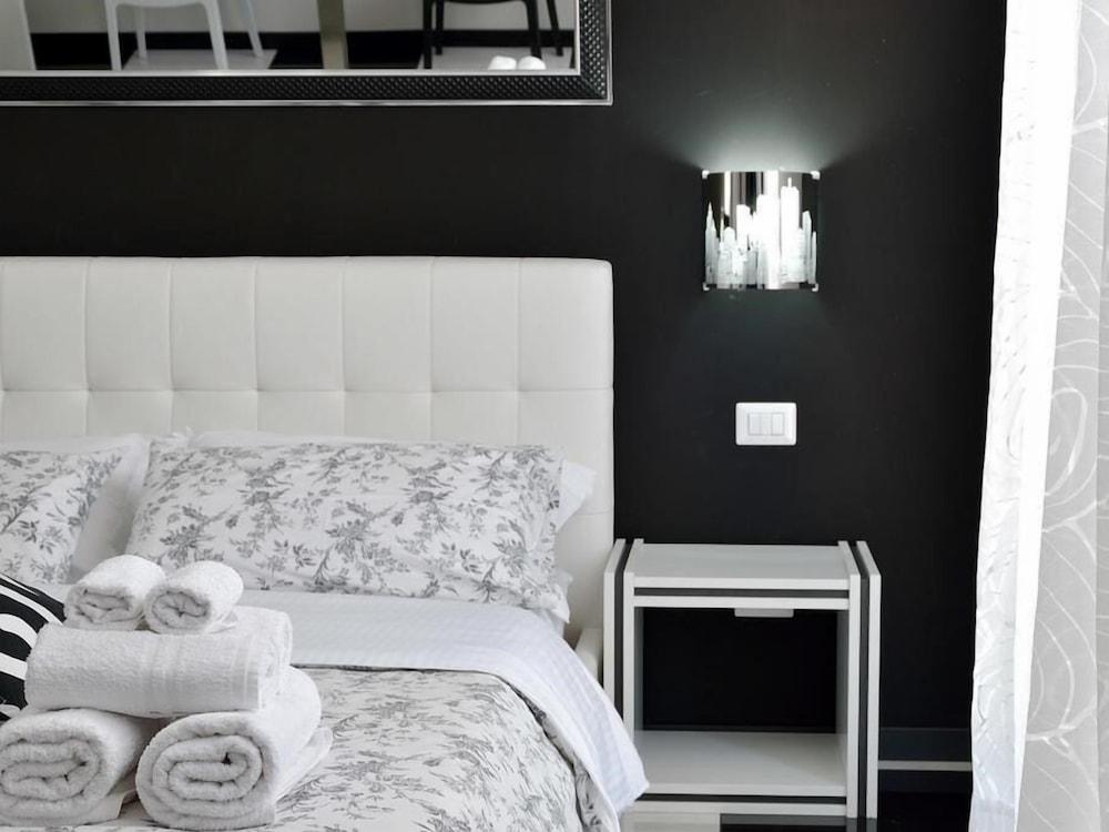 Bed and breakfast Black & White G&g Roma