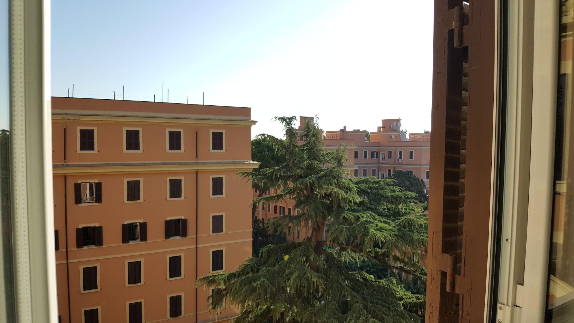 A Casa Di Lia A Alojamento de Acomodação e Pequeno-almoço Roma