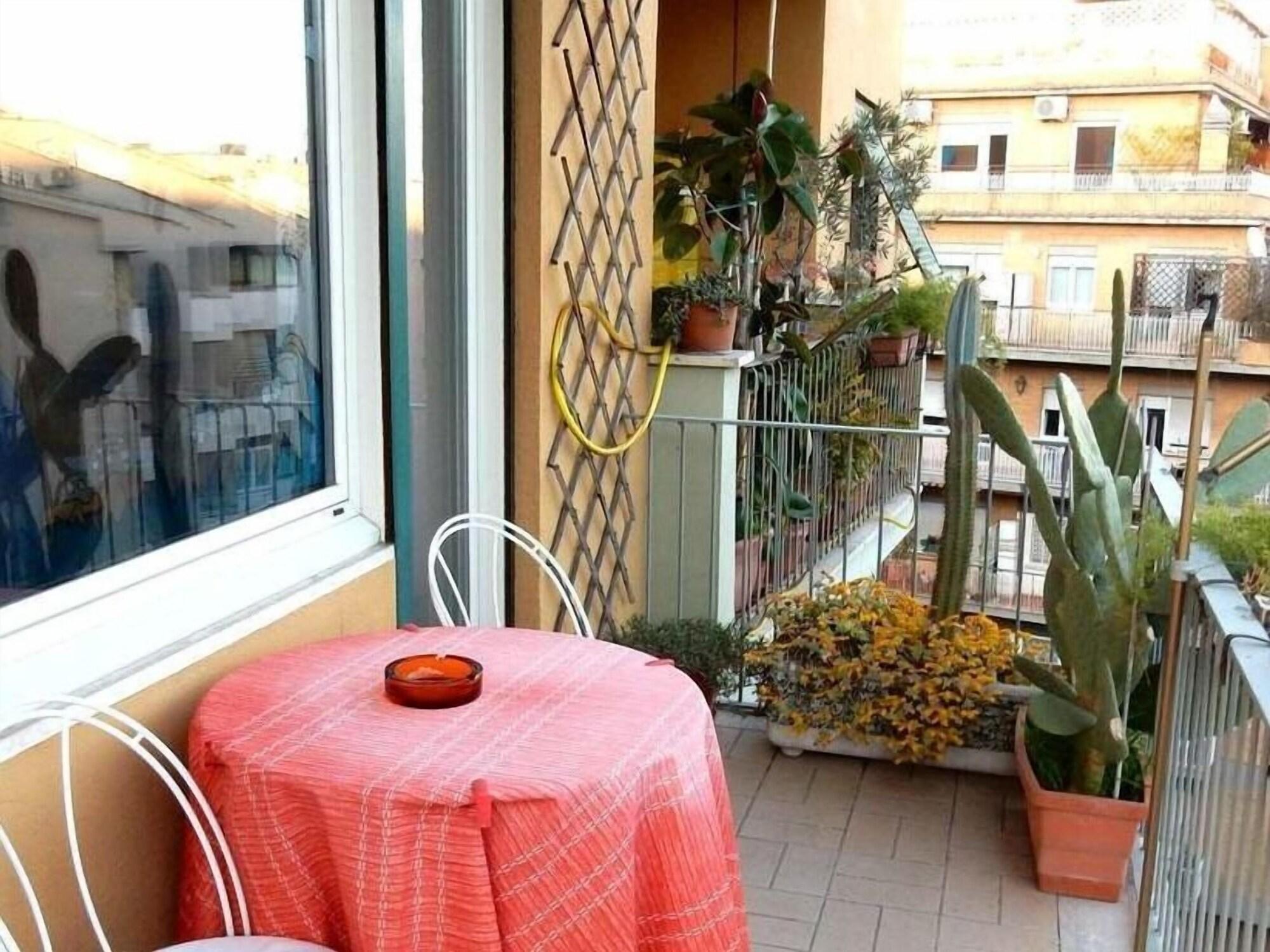 Casa de hóspedes Romulus Rex 2*