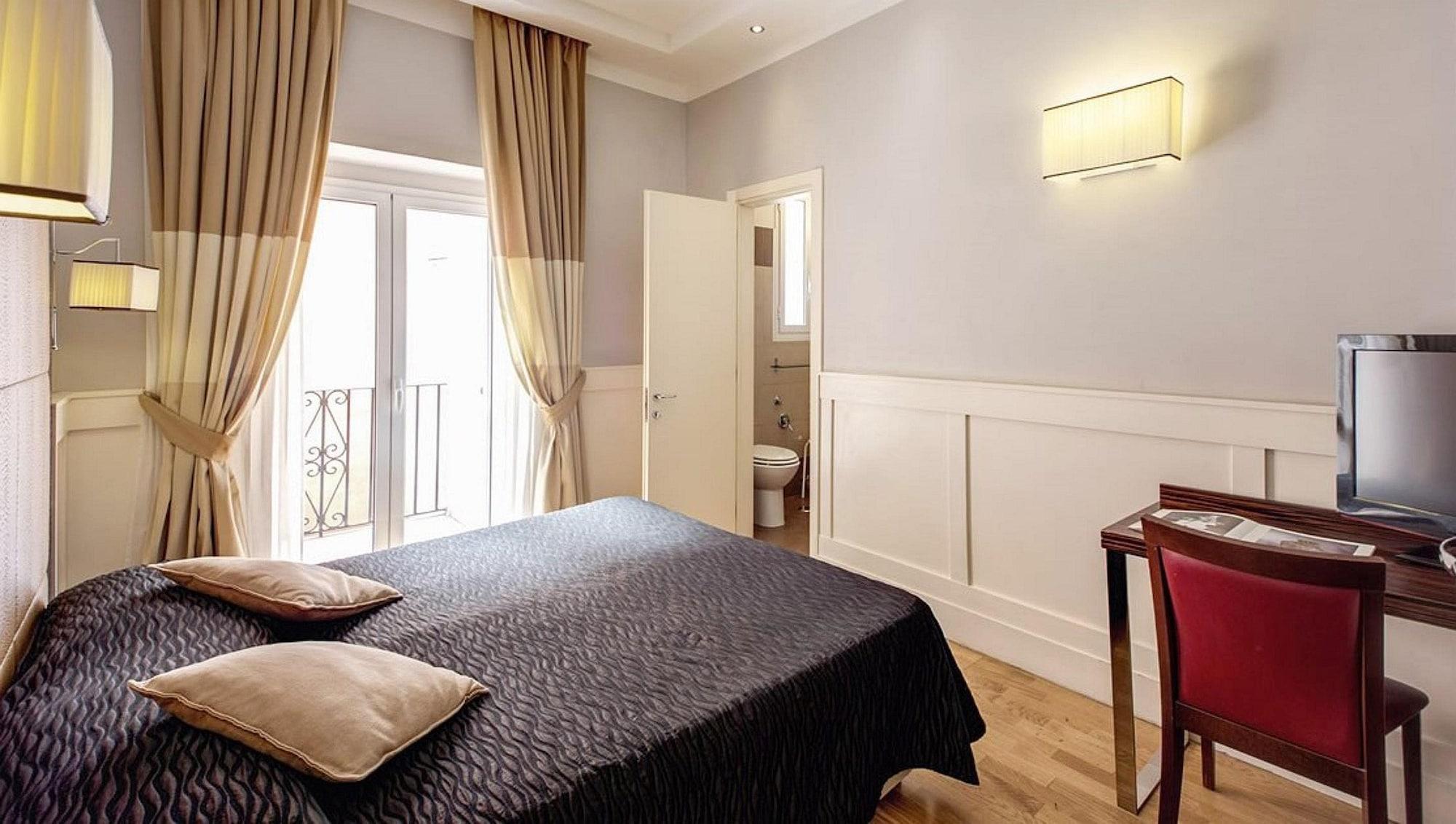 Hotel 939 3*