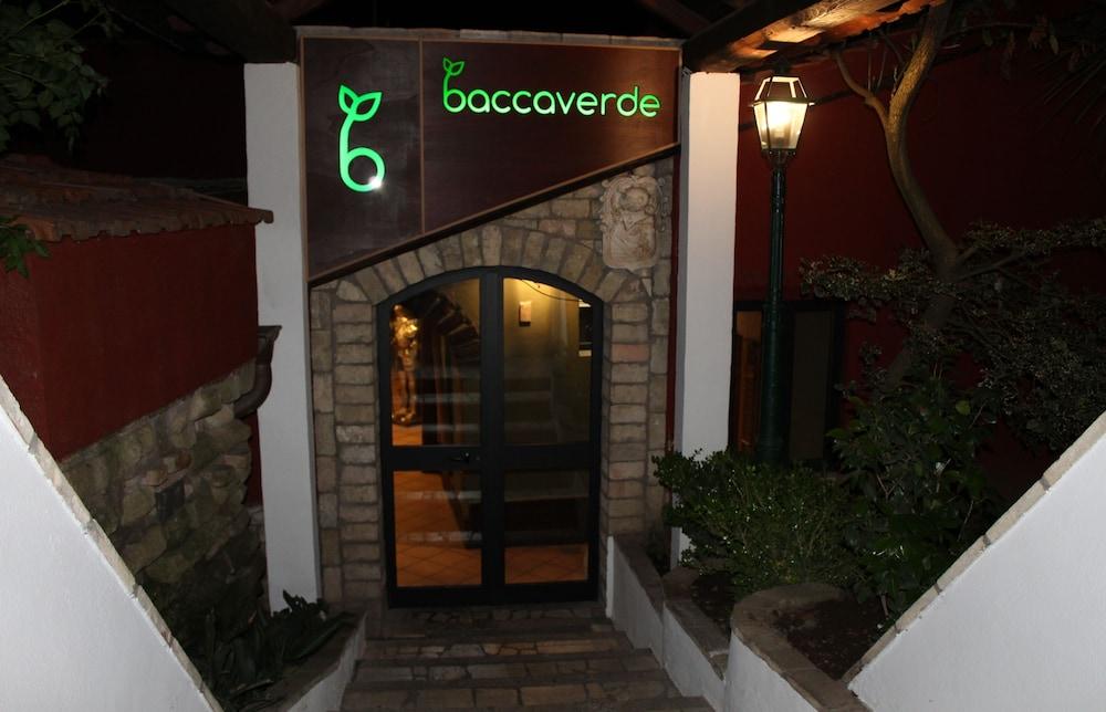 Seven Hills Village Campeggio