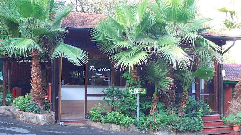 Campeggio Seven Hills Village 4*