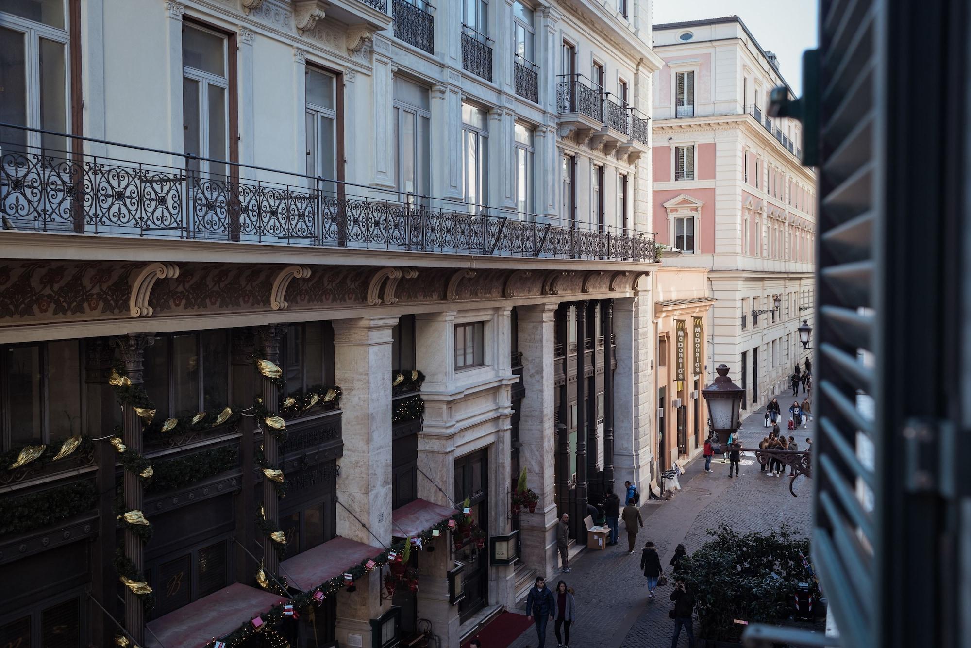 Trevi Elite Pensión Roma
