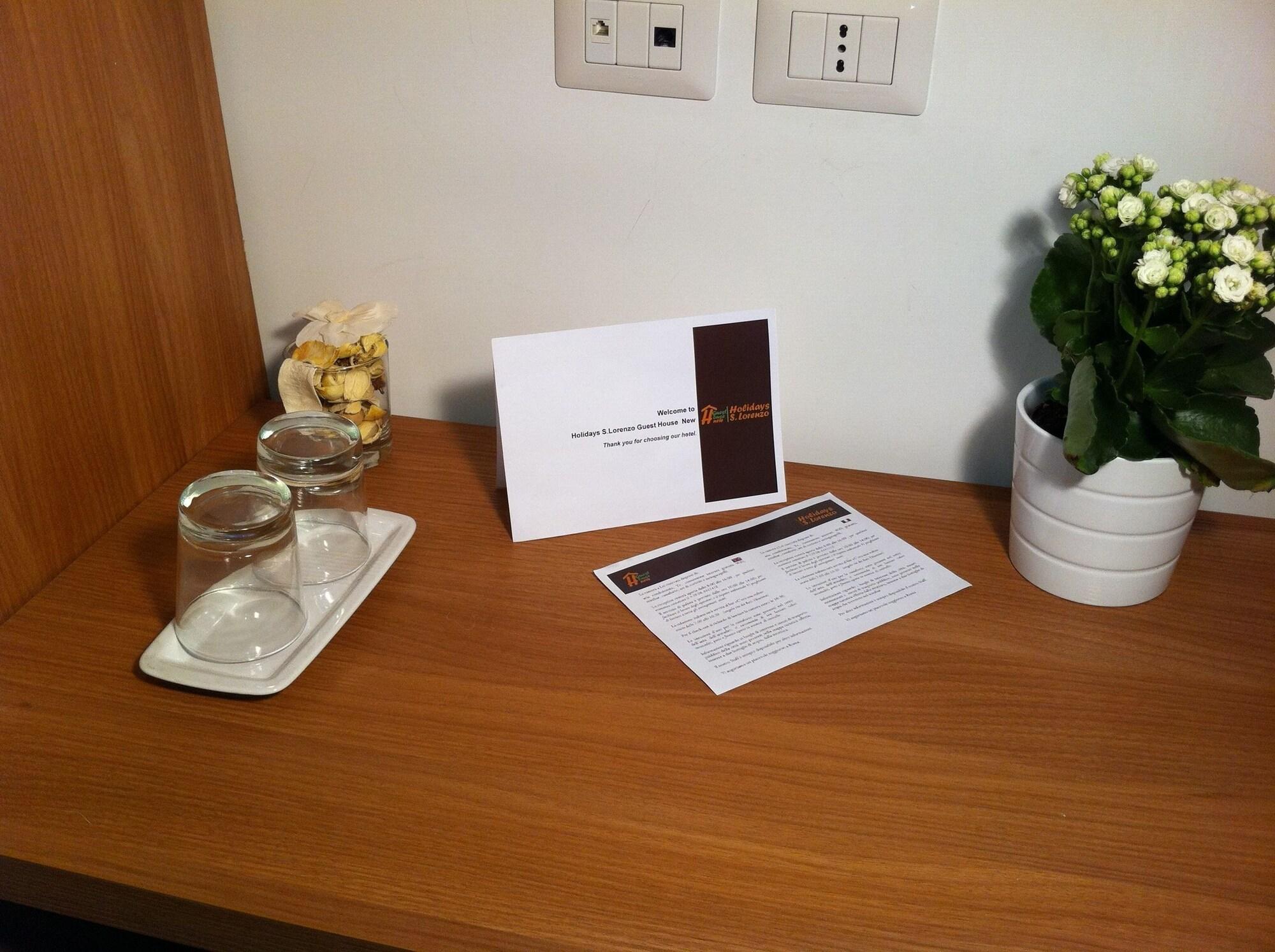 Holidays S.lorenzo New 2* Roma